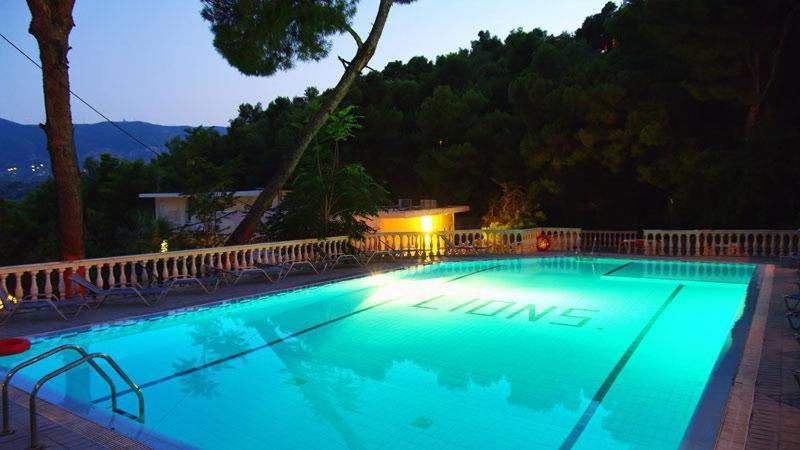 Lions 2 Studios & Apartments, Poros Island. Poros Town Eksteriør billede